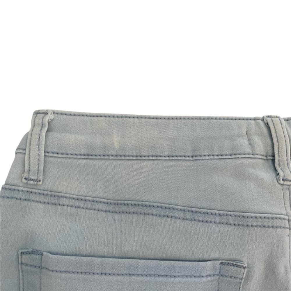 FOREVER 21 Jeans Blue Denim Light Wash Mid Rise Casual Cuffed Hem Women’s 30 - Picture 8 of 15